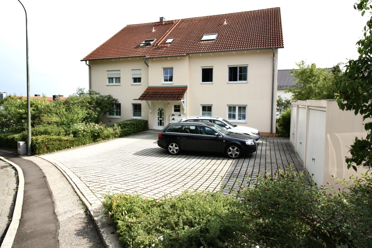 Zum Wohlfühlen - 3 Zimmer Eigentumswohnung mit Garten